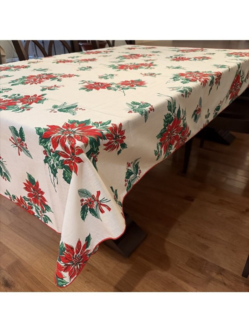 Vintage Holiday Tablecloth 70 X52" Colorful Christmas Poinsettias Flowers